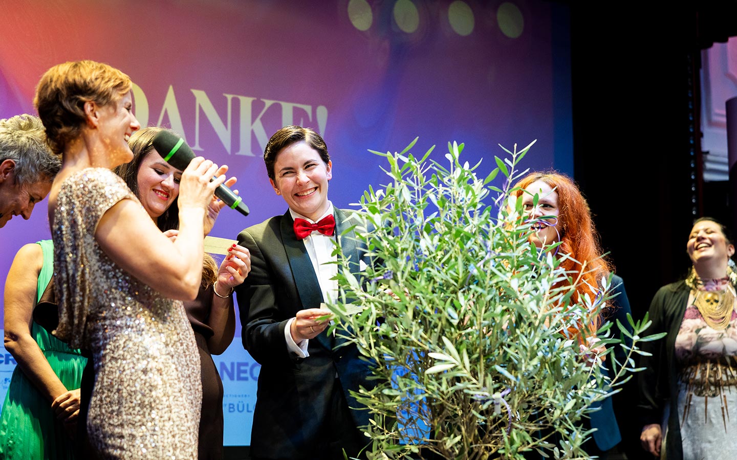 Queer-Business-Women_7